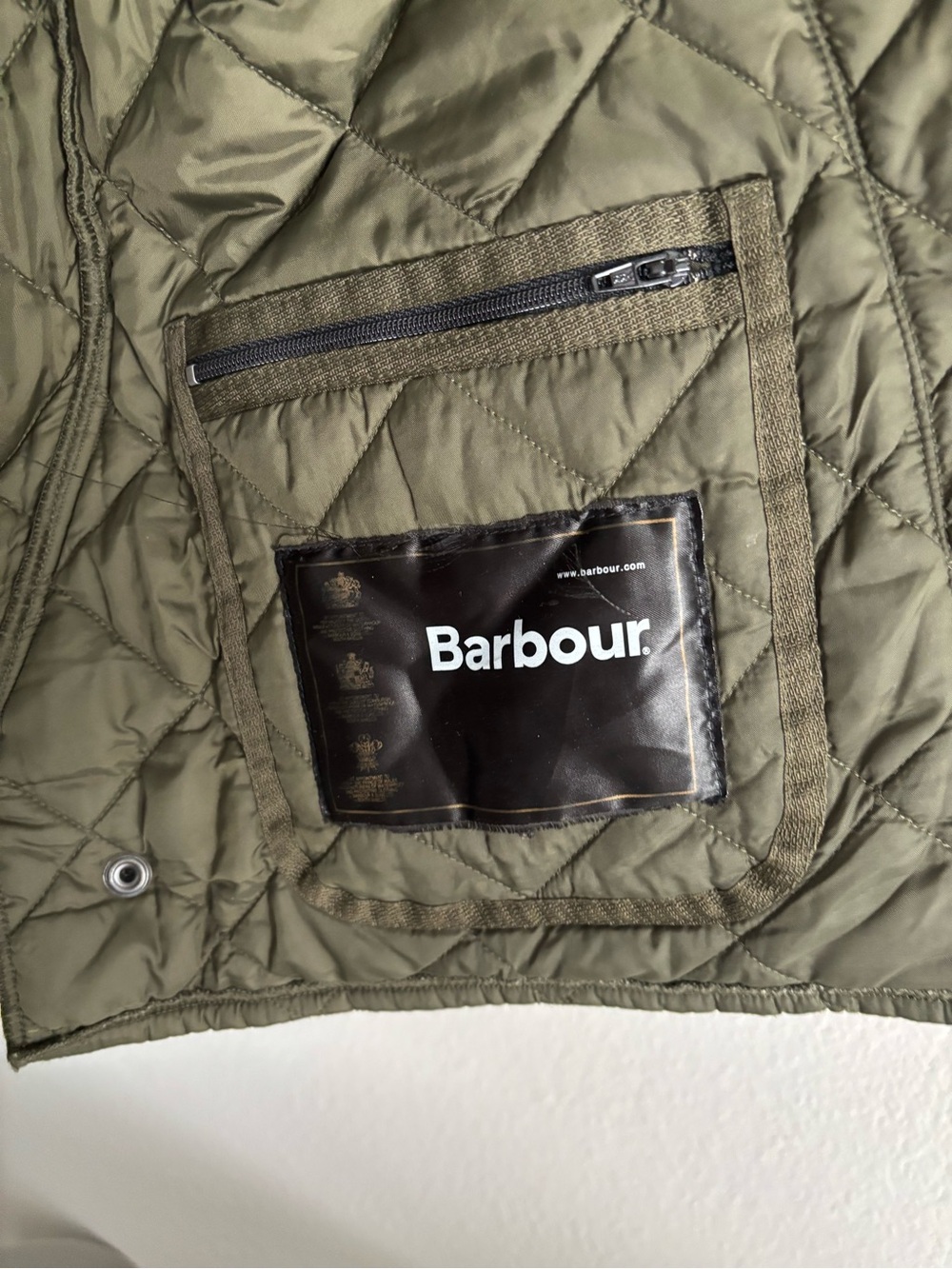 Barbour Olive Green Quilted Jacket with Brown Corduroy Collar - Picture 4 of 4
